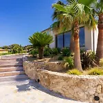 Villa Palma Giens - Vue Mer Panoramique -Piscine Chauffee Mai A Septembre- 4 Chambres -Garage