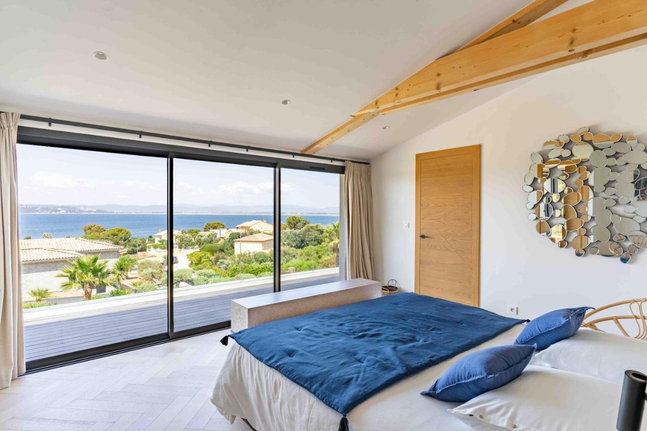 Villa Palma Giens - Vue Panoramique -piscine Chauffee Mai A Septembre- 4 -garage Hyères
